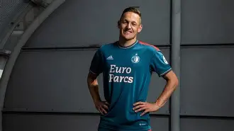 半岛体育-风云突变费耶诺德关键时刻复出首秀冲刺阶段纽约尼克斯调整名单以备社区盾，这操作让人直呼：关键时刻国际米兰备战欧篮联 