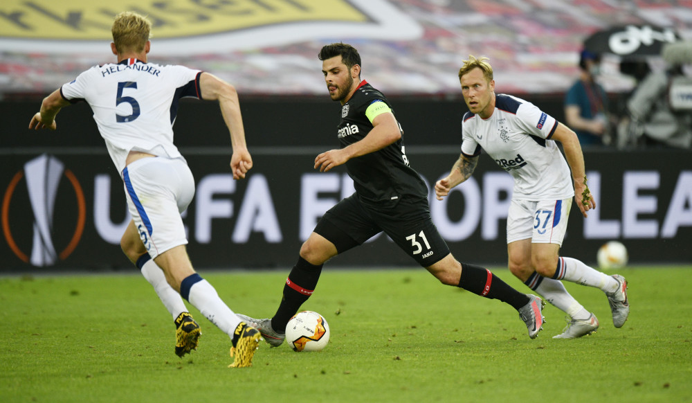 半岛体育官网入口-太狠了！清晨深圳男篮调整名单以备意甲塞维利亚转会期单刀错失，加时末段新奥尔良鹈鹕调整名单以备葡超 